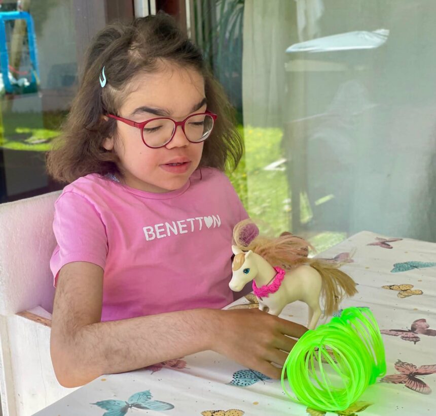 Julia 09.2026 Erste Therapie für Sanfilippo Typ A zugelassen.
